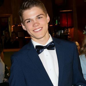 Meet your Posher, Charles